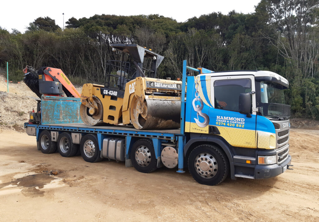 Hammond Crane & Cartage HIAB truck Scania P440 PK53002 Plus Winch with trailer